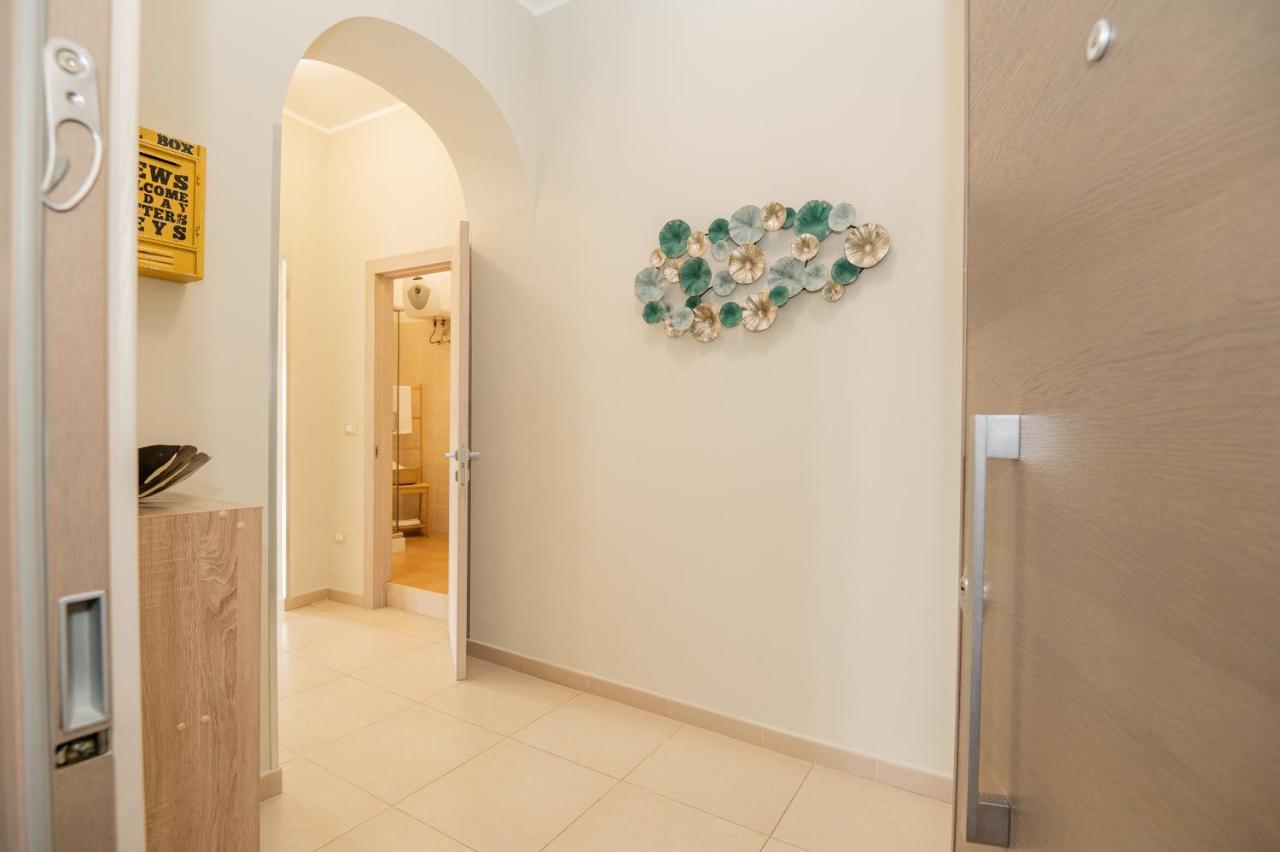 Hinode - Centro Apartment เวียสเต ภายนอก รูปภาพ